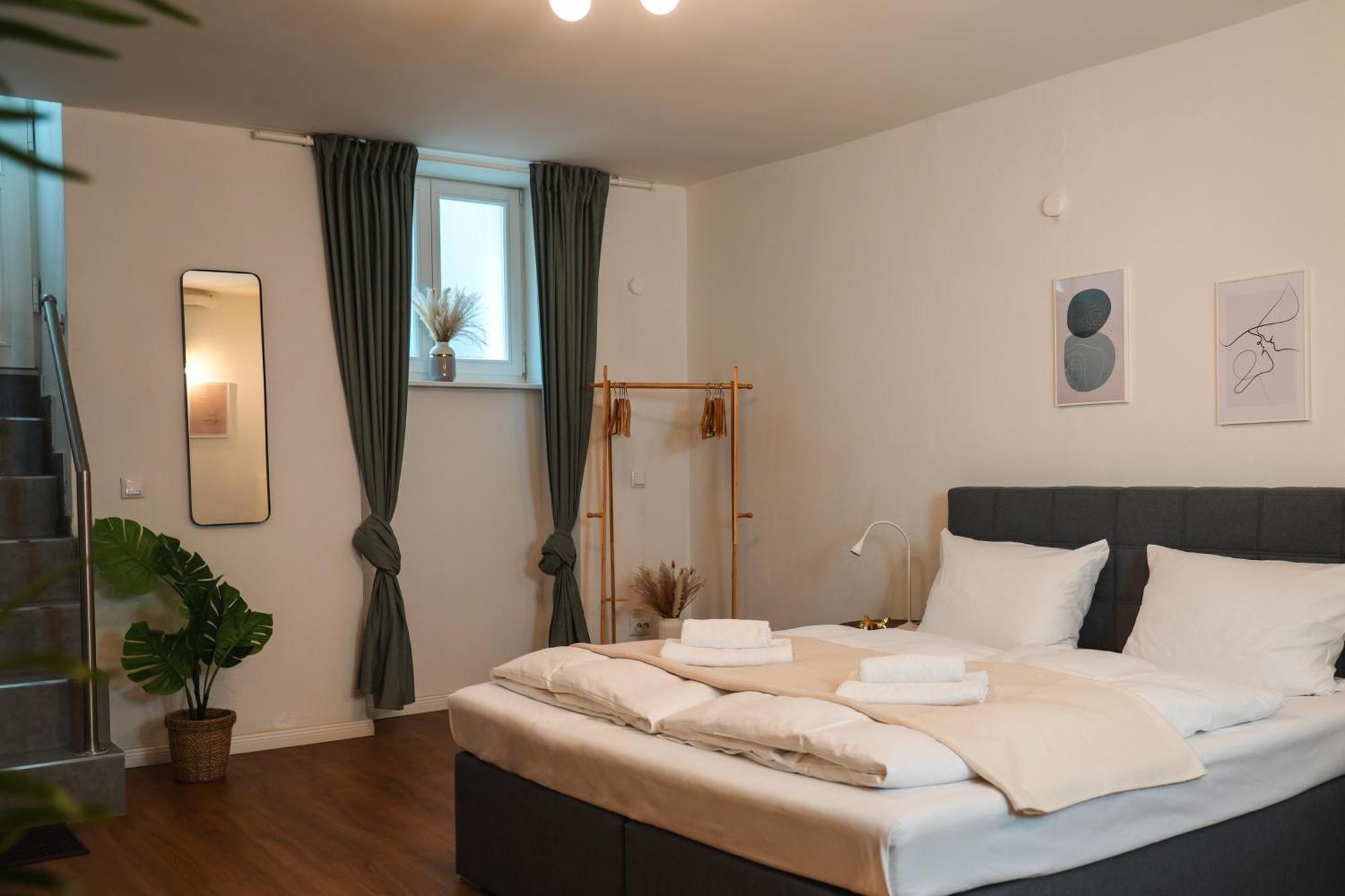 Global Living - Design Apartment I Central I Beamer I Kitchen I Terrace I Berlim Exterior foto