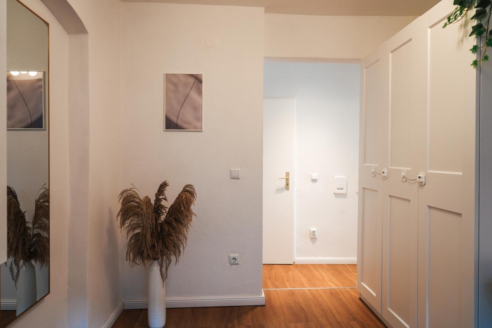 Global Living - Design Apartment I Central I Beamer I Kitchen I Terrace I Berlim Exterior foto